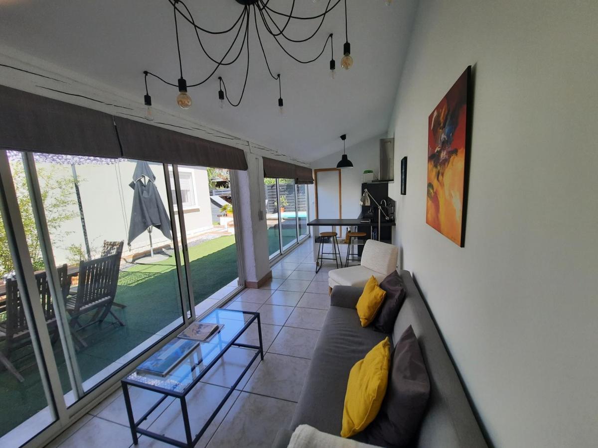 Maison Independante Avec Piscine Privative Pres De La Mer 라 가르드 외부 사진