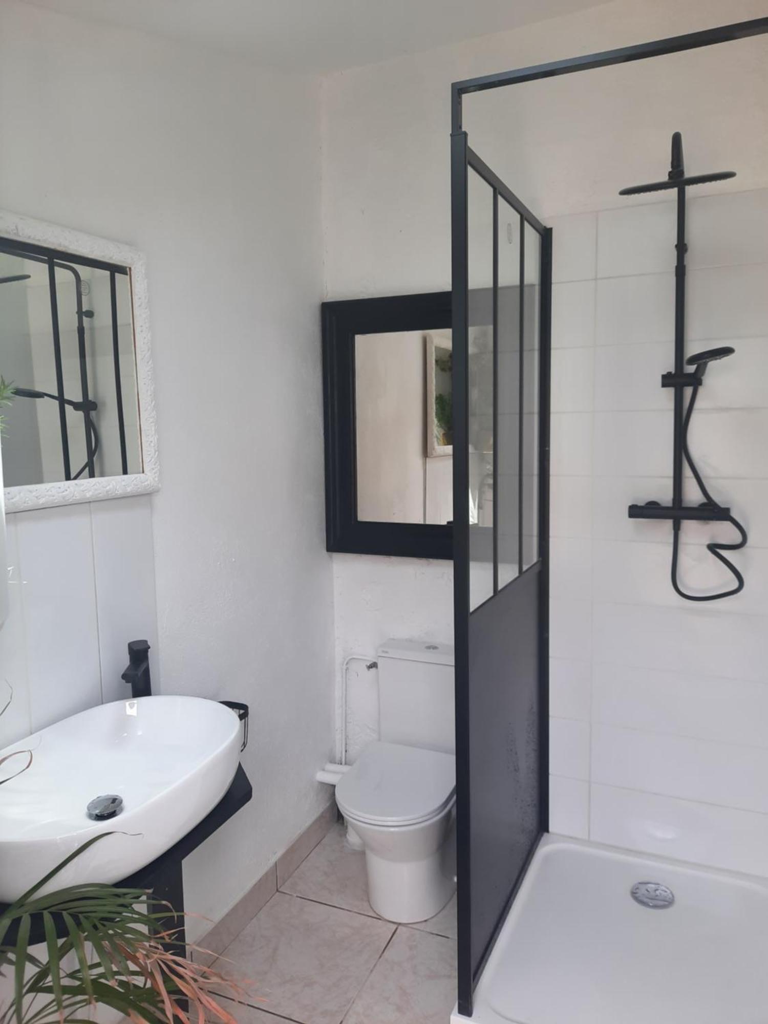 Maison Independante Avec Piscine Privative Pres De La Mer 라 가르드 외부 사진
